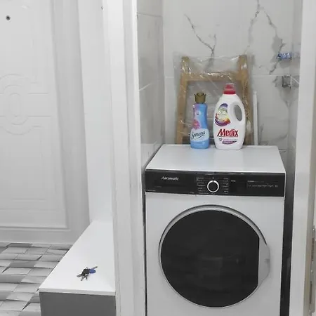 Krisiya In Appartement
