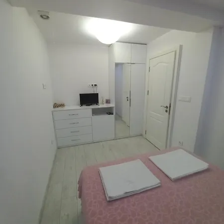 Krisiya In Appartement Burgas Stad