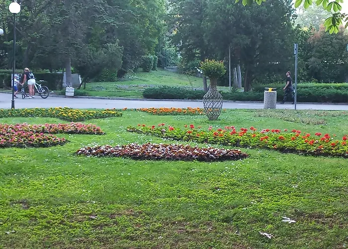 Apartman Krisiya In *