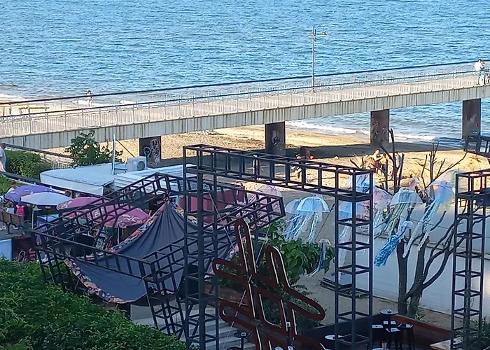 Lägenhet Krisiya In Burgas